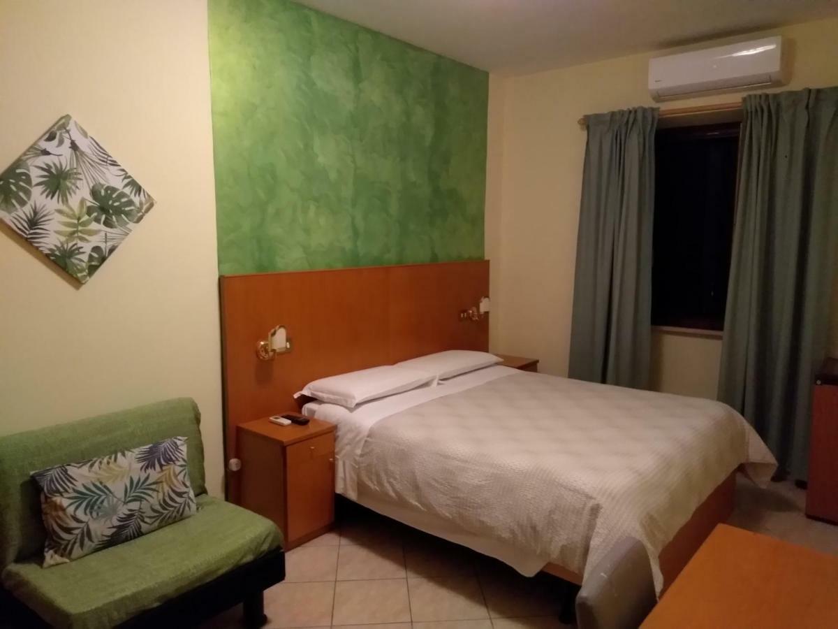 רומא Affittacamere Volusia House מראה חיצוני תמונה